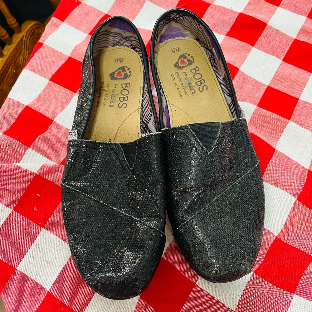 Black sparkle bobs by sketchers. Size 8w euc!!